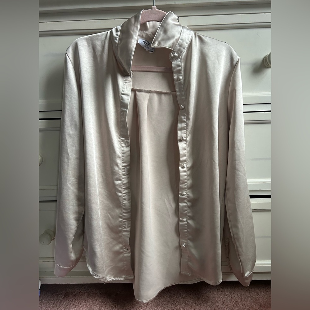Princess polly champagne button down